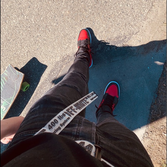 Meet your Posher, Chris - Picture 2 of 4